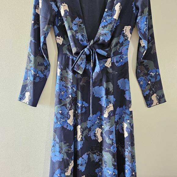 Aritzia Wilfred Aubagne Floral Blue Green Cut Out Midi Long Sleeve Dress Size 0. - Picture 9 of 16